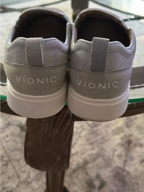 Vionic Kids Light Gray Slip-On Sneakers